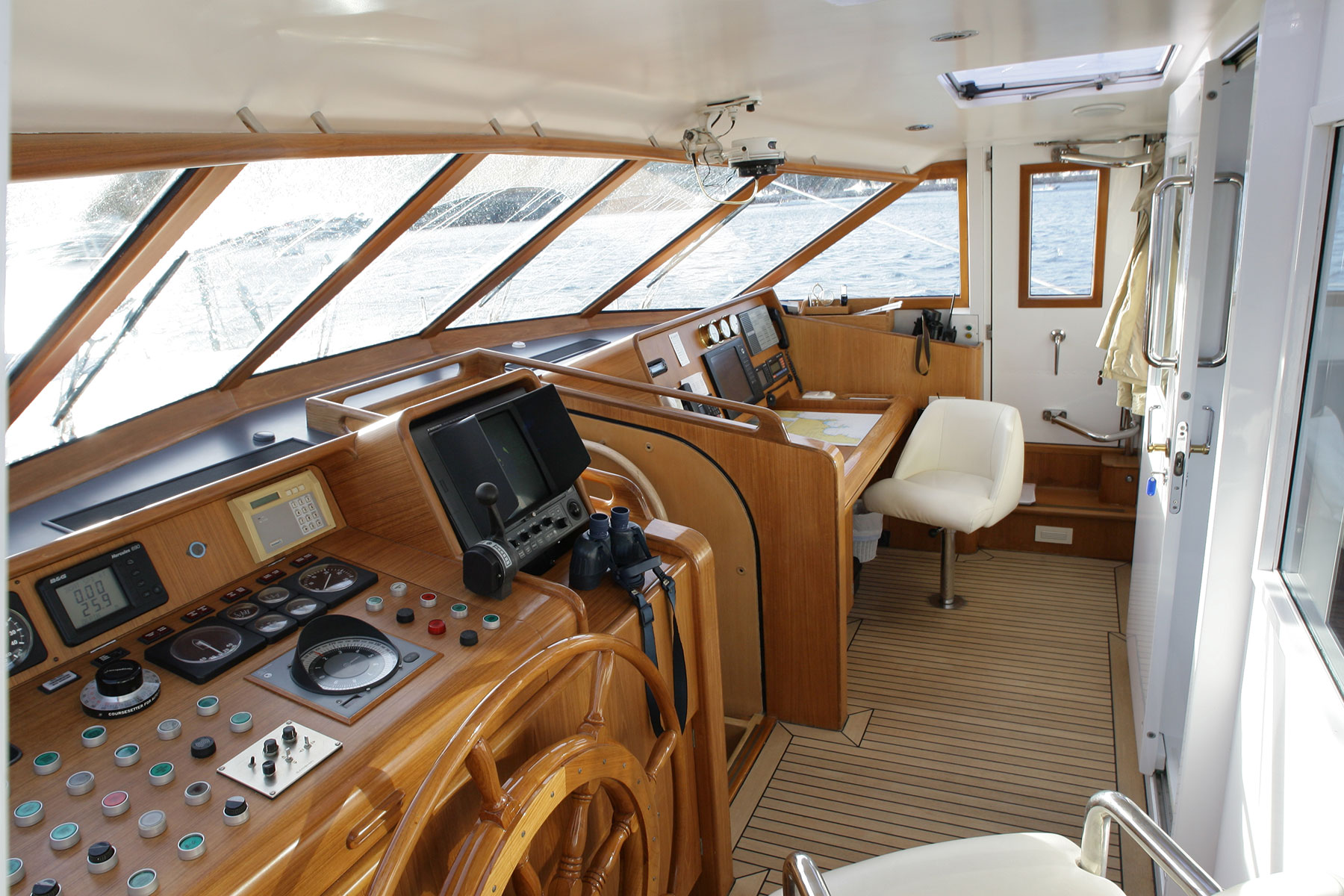 Cockpit Image Gallery Luxury Yacht Browser by CHARTERWORLD Superyacht Charter